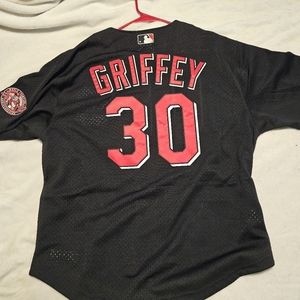 Cincinnati Reds Ken Griffey Jr jersey. Brand new with tags. Never worn.